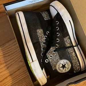Glitter Converse